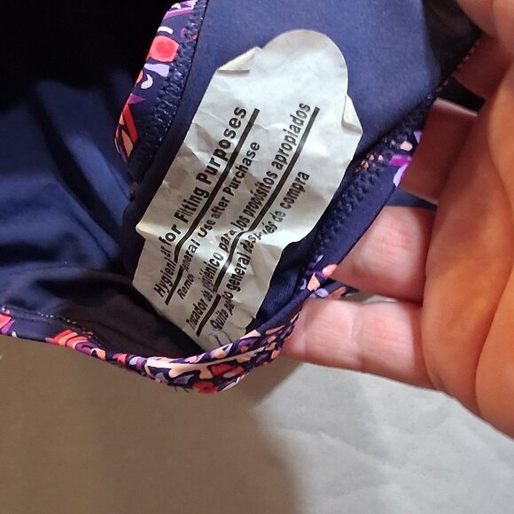 Lands' End Floral Women's One Piece Swimsuit - Picture 8 of 11